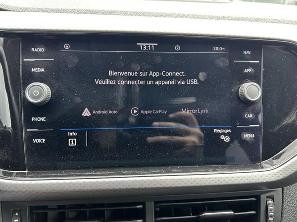 VOLKSWAGEN T-Cross (2022) — foto 10 van 27