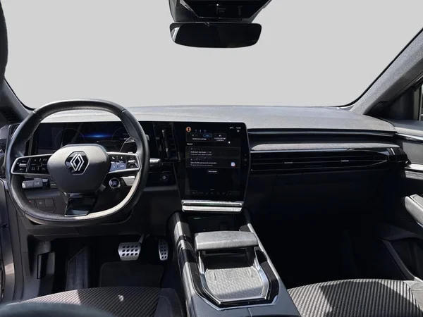 Renault Austral (2024) — foto 2 van 16