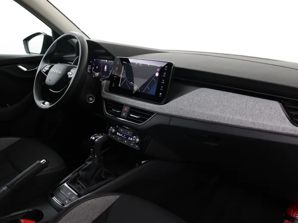 SKODA Kamiq (2025) — foto 12 van 18