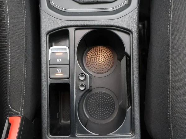 Volkswagen Touran (2022) — foto 10 van 29