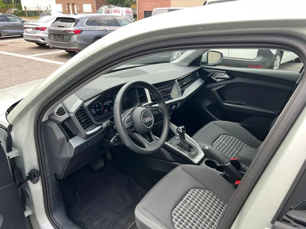 AUDI A1 Allstreet (2025) — foto 3 van 24