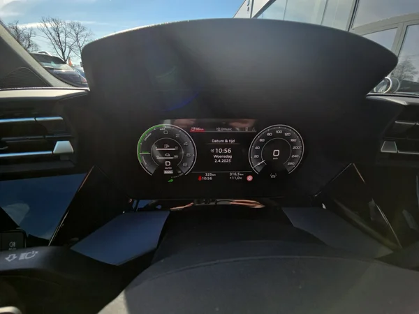 AUDI A3 Sportback (2025) — foto 13 van 23