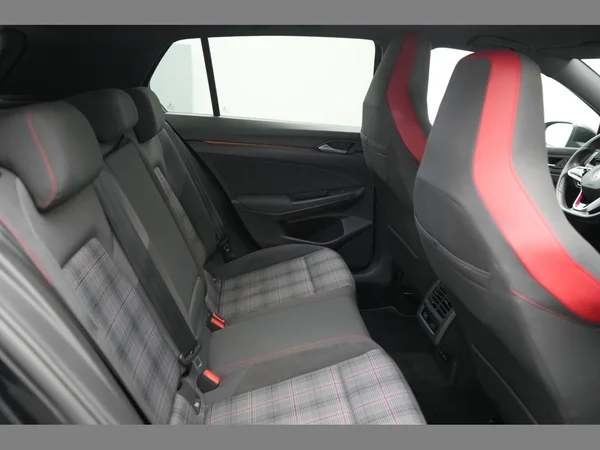 VOLKSWAGEN Golf VIII GTI (2021) — foto 10 van 31