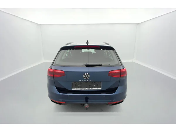 VOLKSWAGEN Passat Variant Dsl (2021) — foto 36 van 36