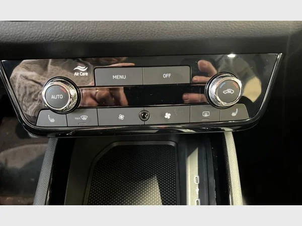SKODA Kamiq (2026) — foto 2 van 17