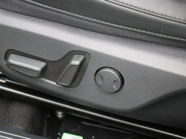 Kia Niro (2024) — foto 25 van 47
