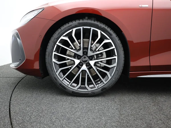 AUDI A6 (2025) — foto 16 van 32