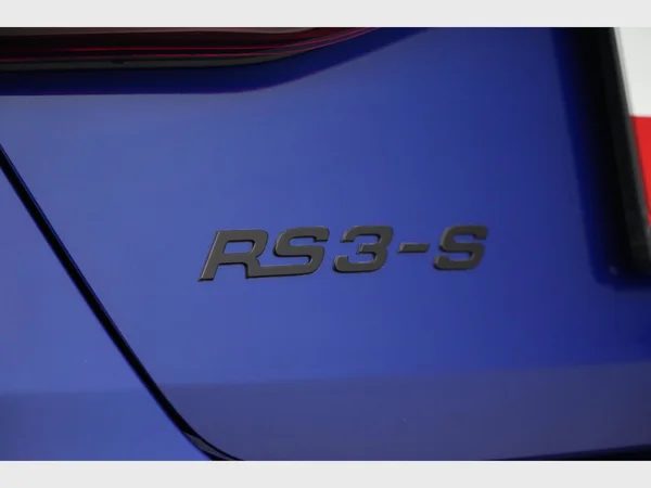 AUDI RS3 Sedan (2023) — foto 36 van 36