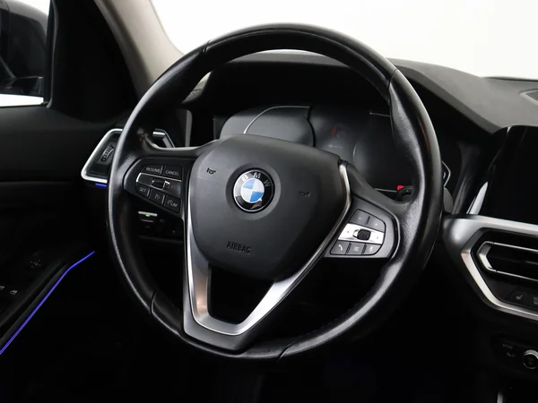 BMW 320 (2021) — foto 13 van 30
