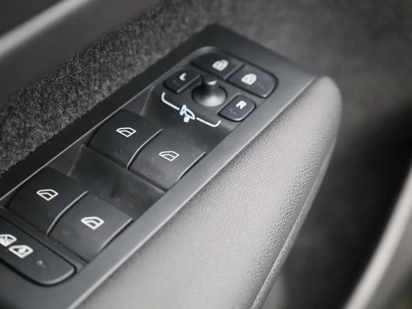 Volvo XC40 (2023) — foto 24 van 41
