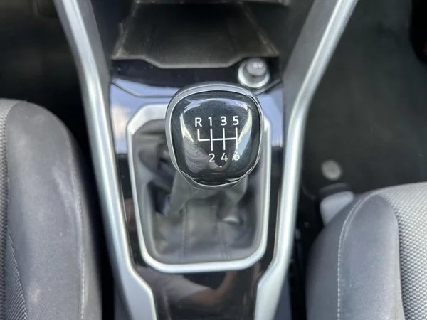 VOLKSWAGEN T-Roc Cabriolet (2023) — foto 19 van 38
