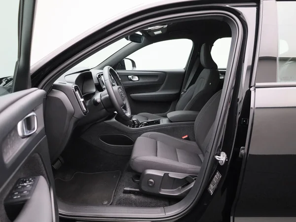 Volvo EX40 (2023) — foto 39 van 39