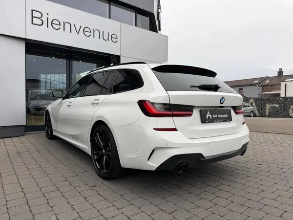 Bmw 330 (2022) — foto 20 van 23