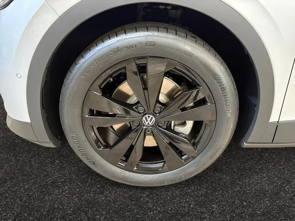 VOLKSWAGEN ID.4 (2026) — foto 12 van 15