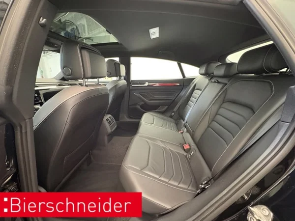 Volkswagen Arteon R (2025) — foto 14 van 15
