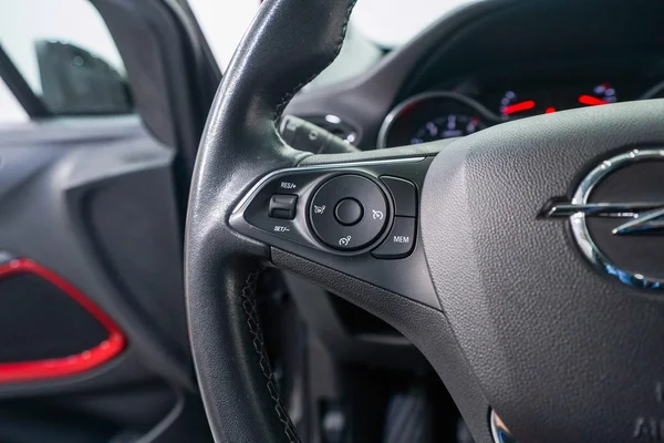 Opel Crossland (2022) — foto 14 van 97