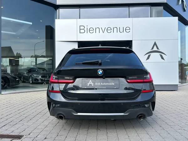 Bmw 330 (2021) — foto 27 van 31