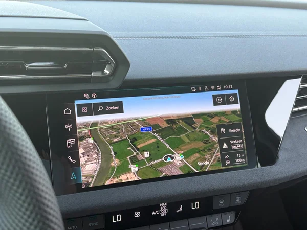 AUDI A3 Sportback PHEV (2025) — foto 2 van 19
