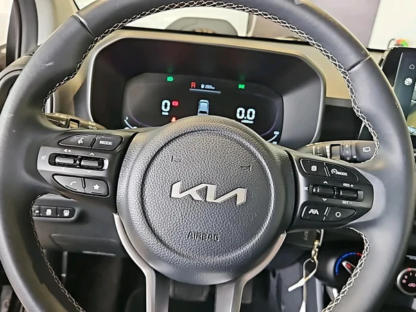 Kia Picanto (2024) — foto 14 van 23