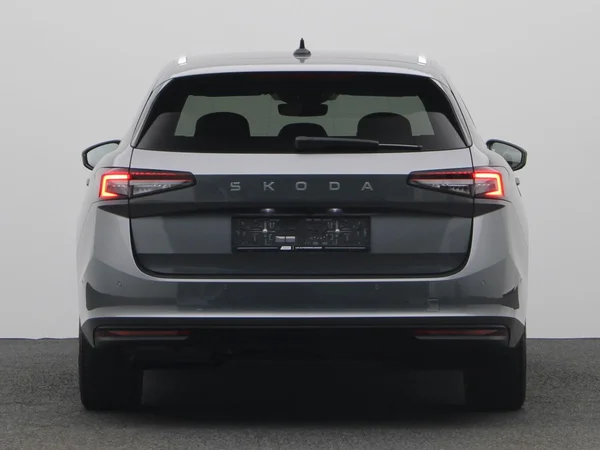 SKODA Superb SW (2025) — foto 20 van 23