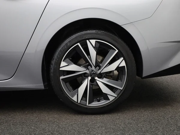 Peugeot 308 (2022) — foto 5 van 40