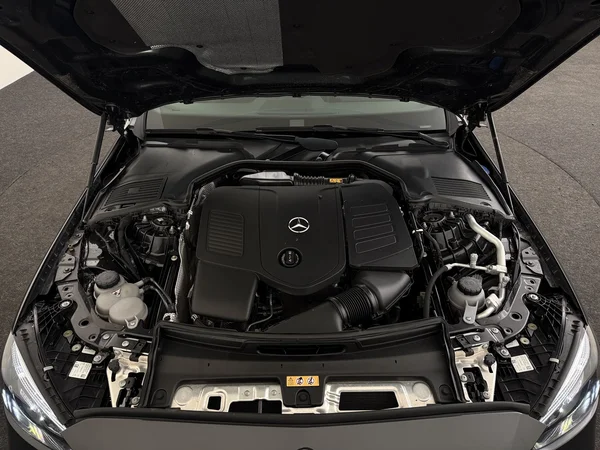 MERCEDES C 180 (2022) — foto 6 van 30