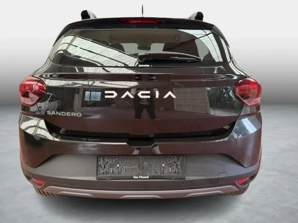 Dacia Sandero Stepway (2025) — foto 14 van 17