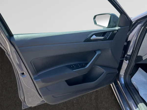 VOLKSWAGEN Polo (2025) — foto 24 van 24
