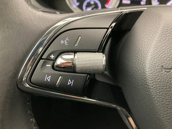 SKODA Superb Combi (2020) — foto 13 van 35