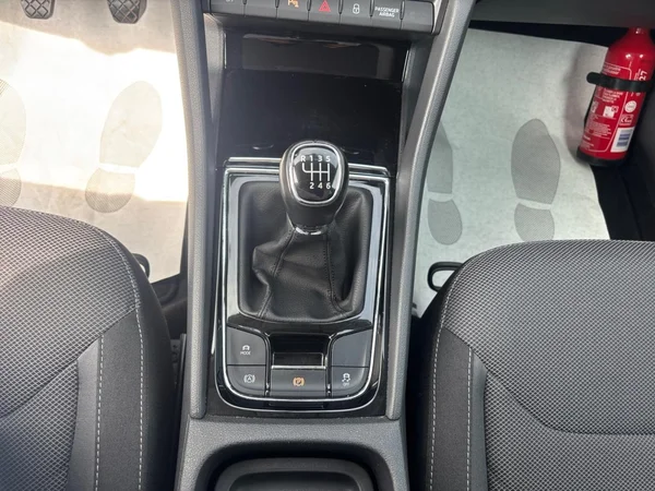 SKODA Kodiaq (2021) — foto 3 van 20