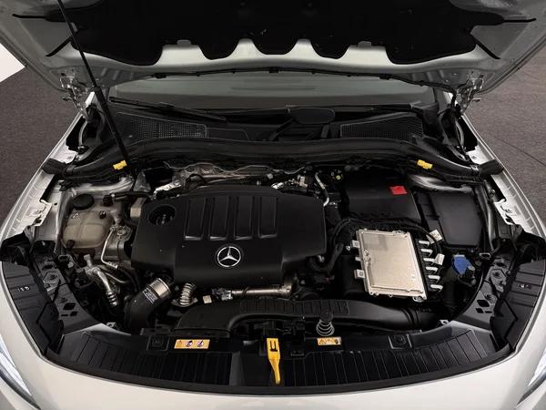 MERCEDES GLA 180 (2022) — foto 6 van 30