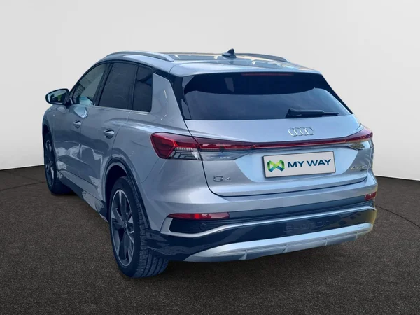AUDI Q4 e-tron (2025) — foto 18 van 24