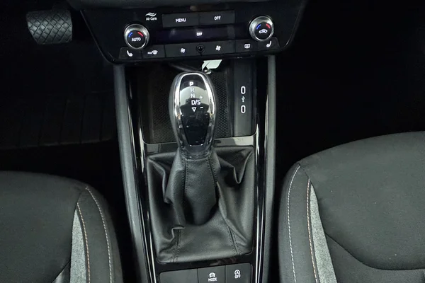 Skoda Kamiq (2025) — foto 4 van 21