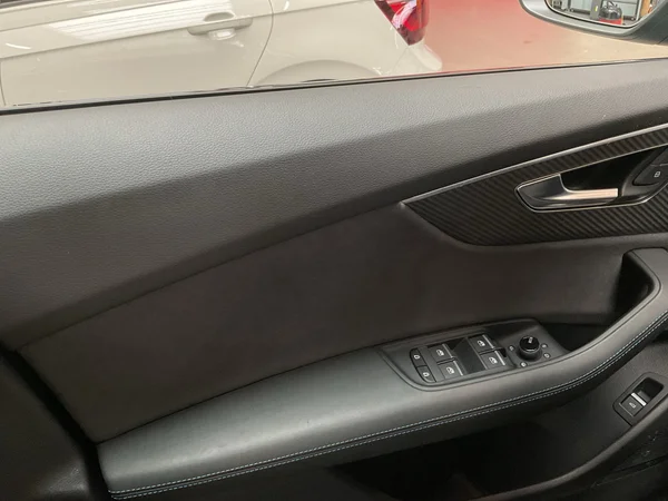 AUDI RS Q8 SUV (2025) — foto 7 van 22