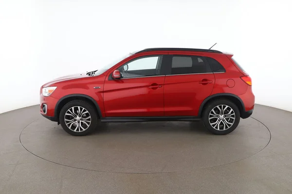 Mitsubishi ASX (2015) — foto 9 van 16