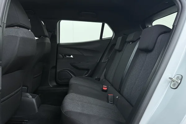 Peugeot 2008 (2025) — foto 17 van 18