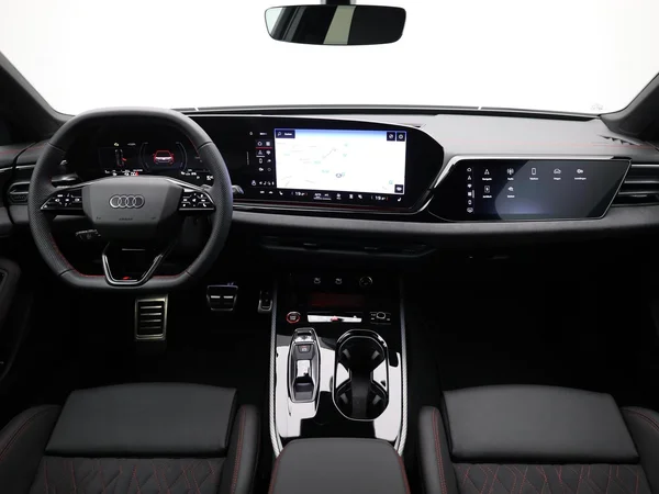 AUDI A5 Avant e-hybrid (PHEV) (2025) — foto 22 van 23