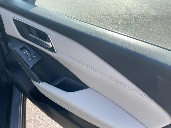 NISSAN Qashqai (2023) — foto 9 van 19
