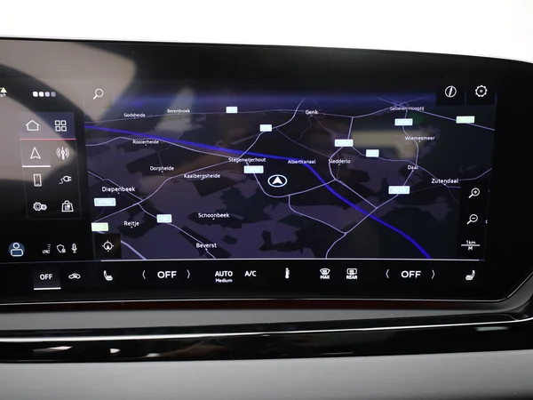 AUDI A5 Avant e-hybrid (PHEV) (2025) — foto 19 van 21