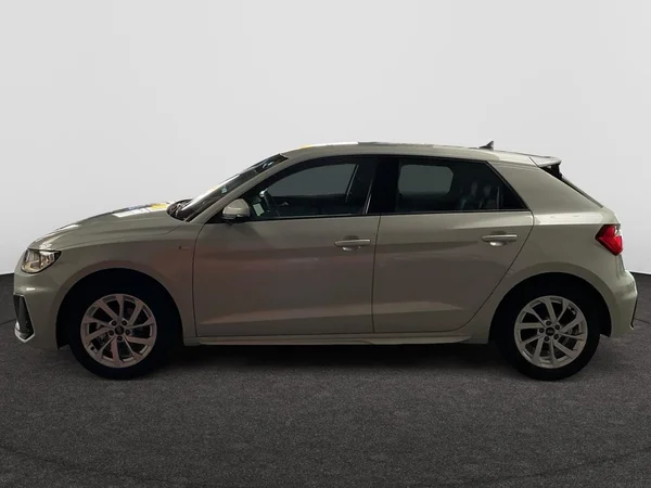 AUDI A1 Sportback (2025) — foto 12 van 24