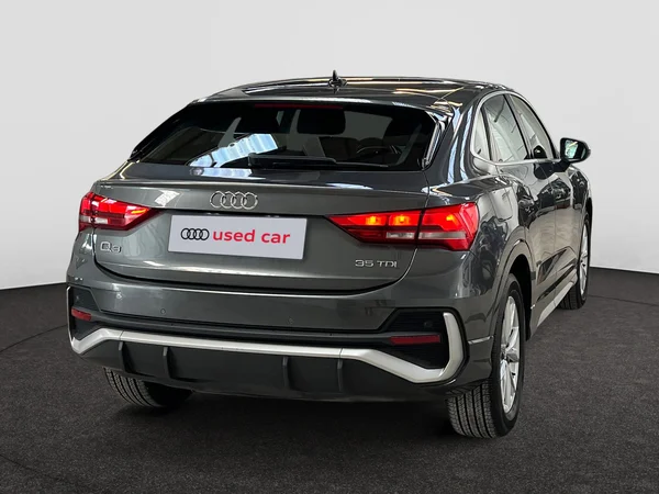 AUDI Q3 Sportback (2020) — foto 12 van 20