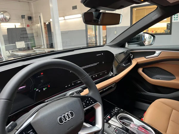 AUDI A6 e-hybrid (PHEV) (2025) — foto 4 van 13