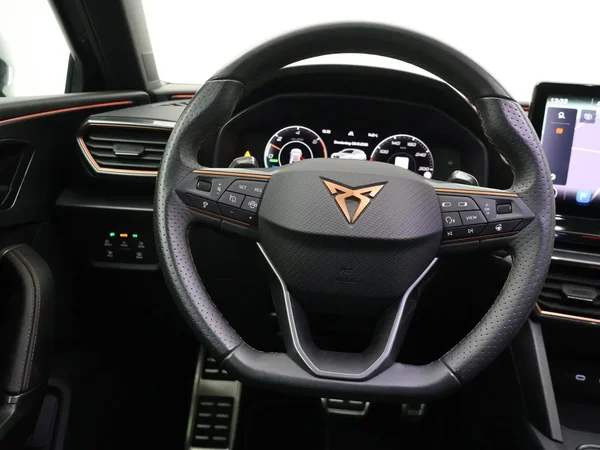 CUPRA Leon (2023) — foto 25 van 31
