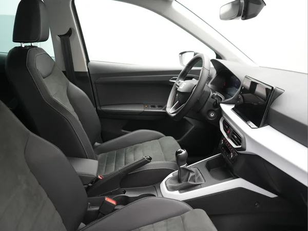 SEAT Arona (2023) — foto 2 van 40