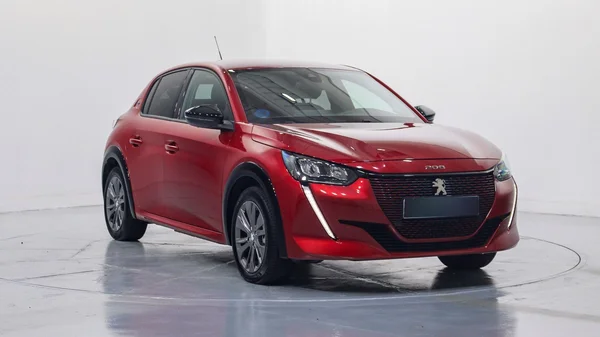 Peugeot E-208 (2022) — foto 67 van 99