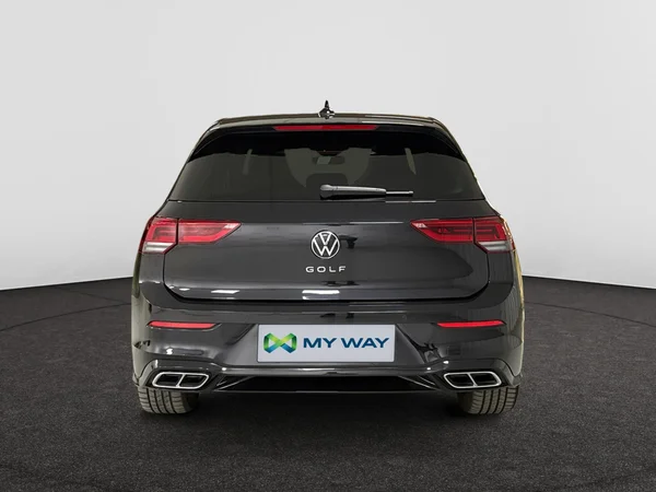 VOLKSWAGEN Golf VIII (2024) — foto 11 van 15