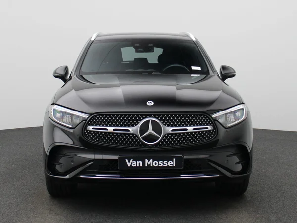 Mercedes-Benz GLC (2025) — foto 23 van 50