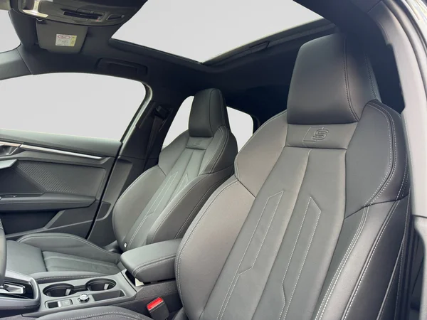 AUDI A3 Sportback PHEV (2026) — foto 15 van 21