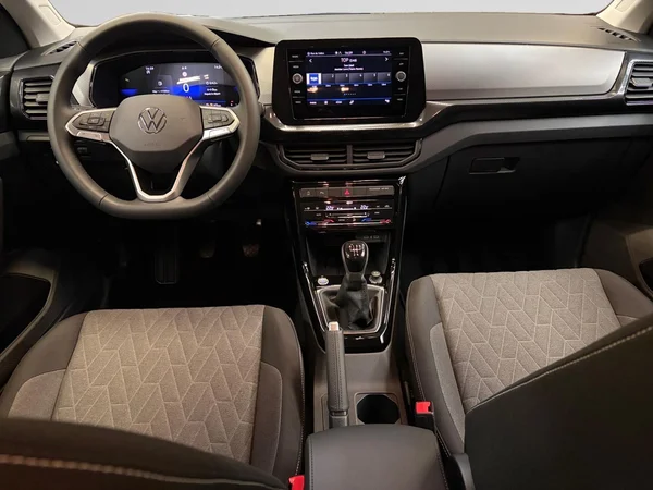 VOLKSWAGEN T-Cross (2025) — foto 6 van 8
