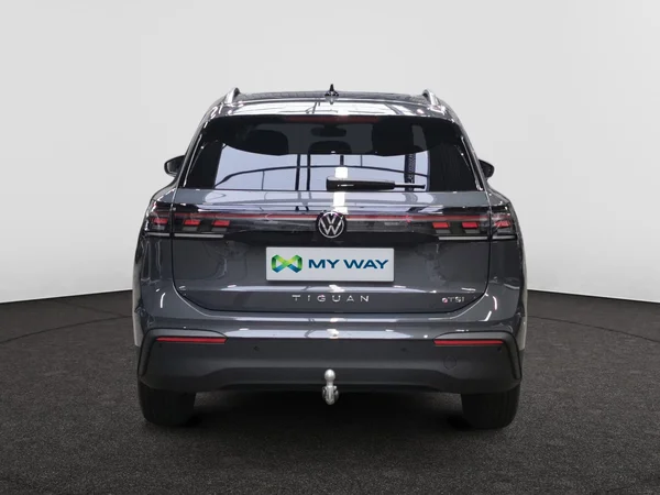 VOLKSWAGEN Tiguan (2026) — foto 14 van 15